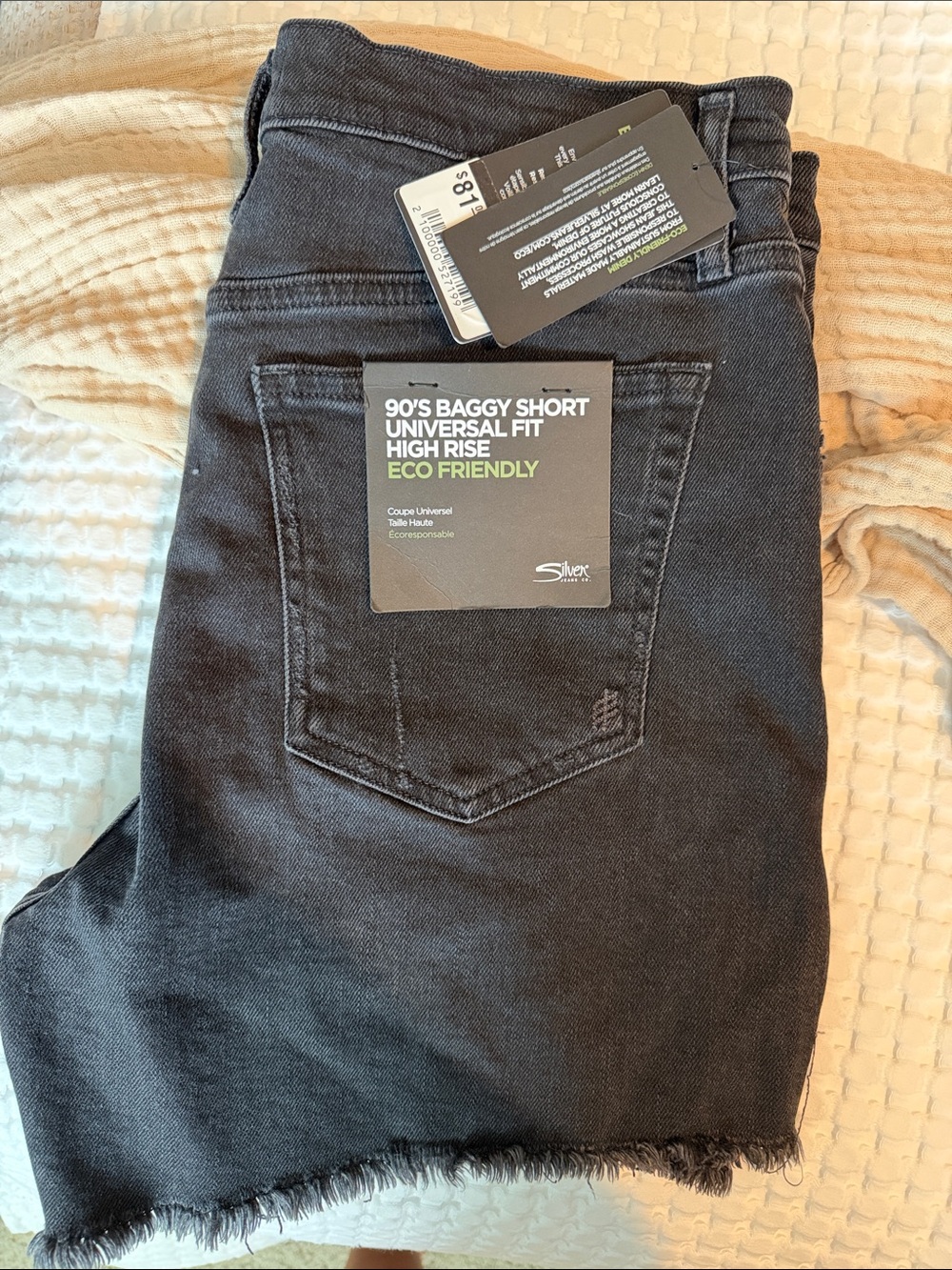 Silver Jeans Women's Relaxed Baggy Shorts — Black